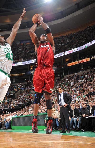 塞穿过第一 塞穿过第一